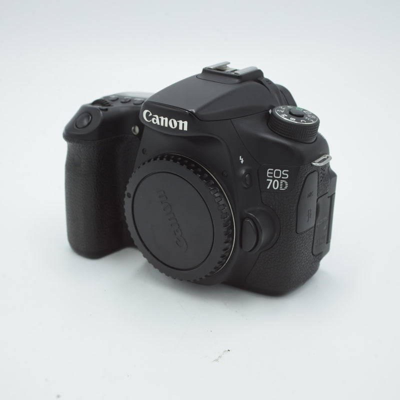 Canon EOS 70D DSLR Camera (Body Only) *USED*