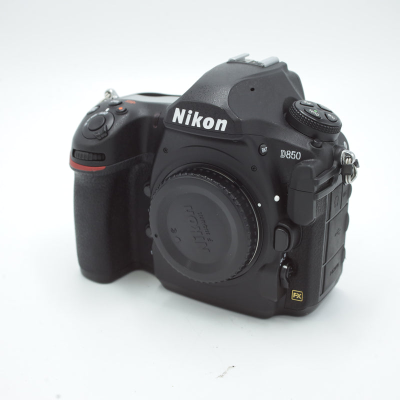 Nikon D850 DSLR Camera (Body Only) *USED*