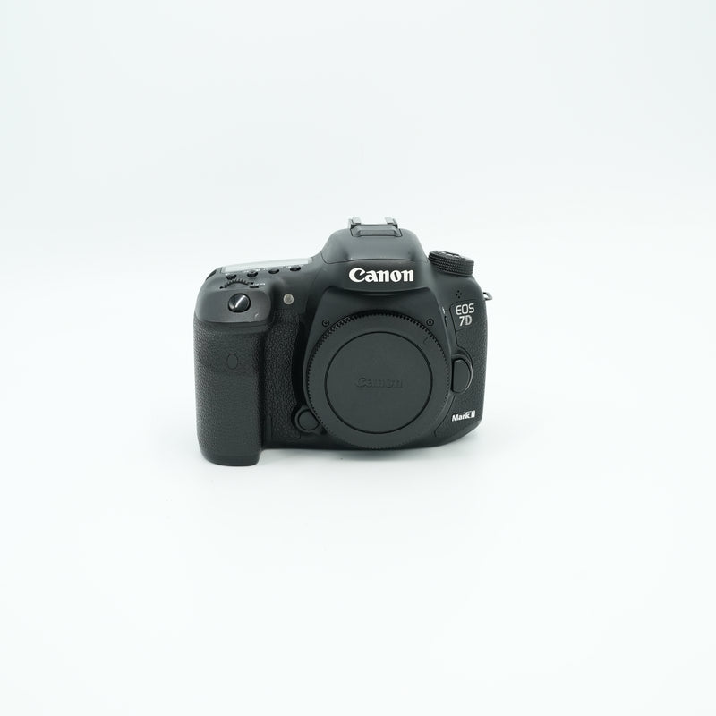 Canon EOS 7D Mark II DSLR Camera Body *USED*