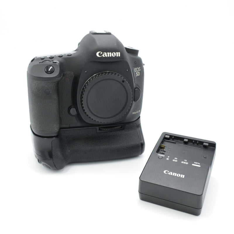 Canon EOS 5D Mark III DSLR Camera With Battery Grip *USED*