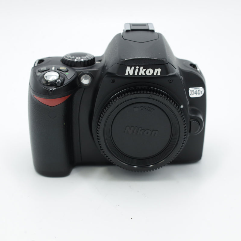 Nikon D40x Digital SLR Camera (Body Only) *USED*