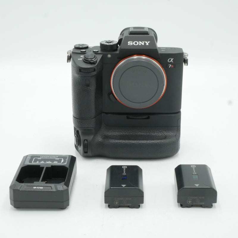 Sony a7R III Mirrorless Camera with VG-C3EM Vertical Grip *USED*