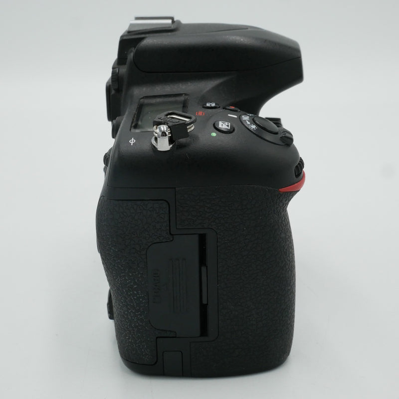 Nikon D750 DSLR Camera (Body Only)