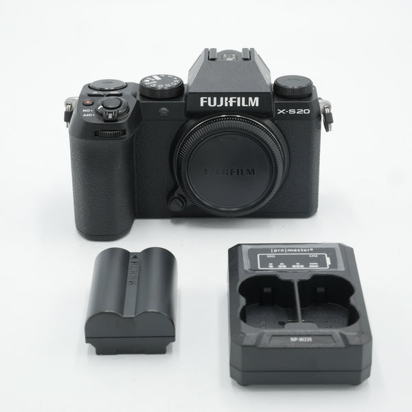 FUJIFILM X-S20 Mirrorless Camera (Black) *USED*