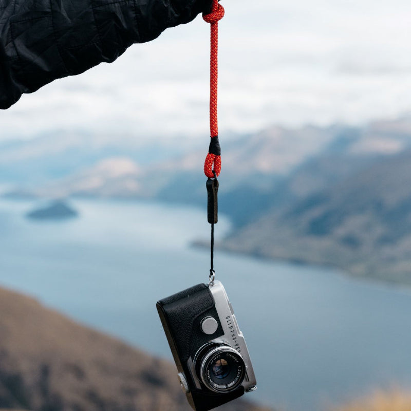 Langly Paracord Camera Strap - Bootstrap