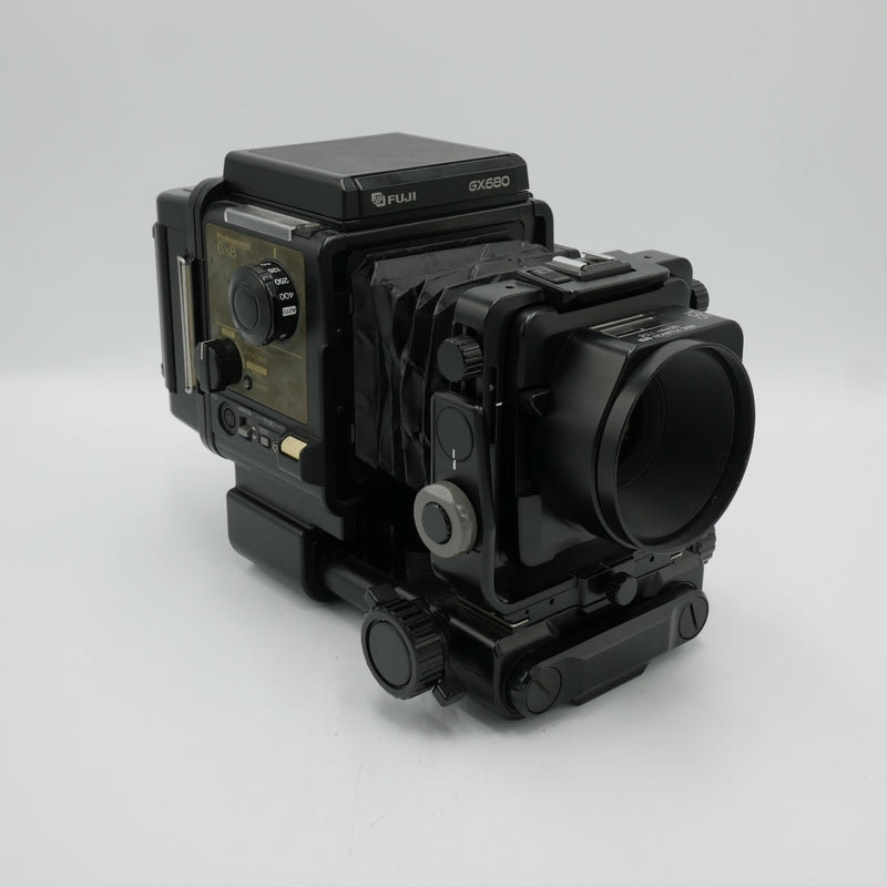 FUJIFILM Fuji GX680 Medium Format 6x8CM 120 Roll Film SLR with 135mm F-5.6  Lens *USED*