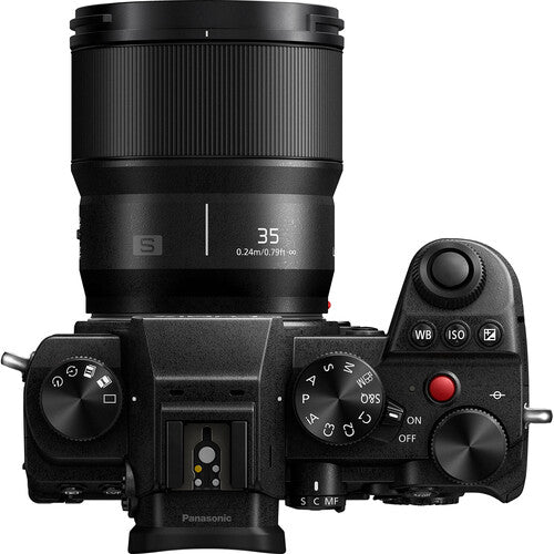 Buy Panasonic Lumix S 35mm f/1.8 Lens top