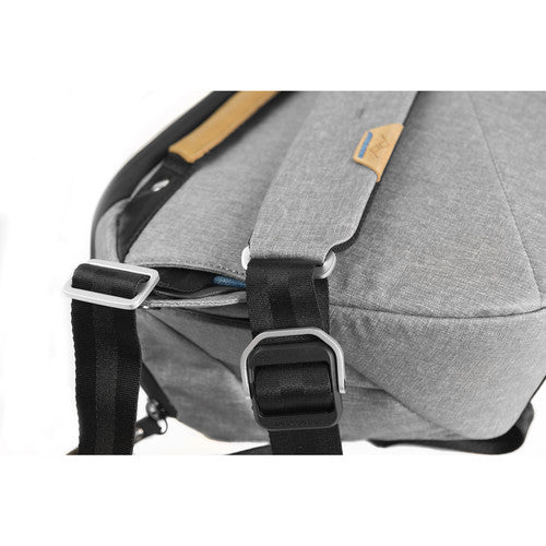 Peak Design Everyday Sling Bag - 10L V2 - Ash