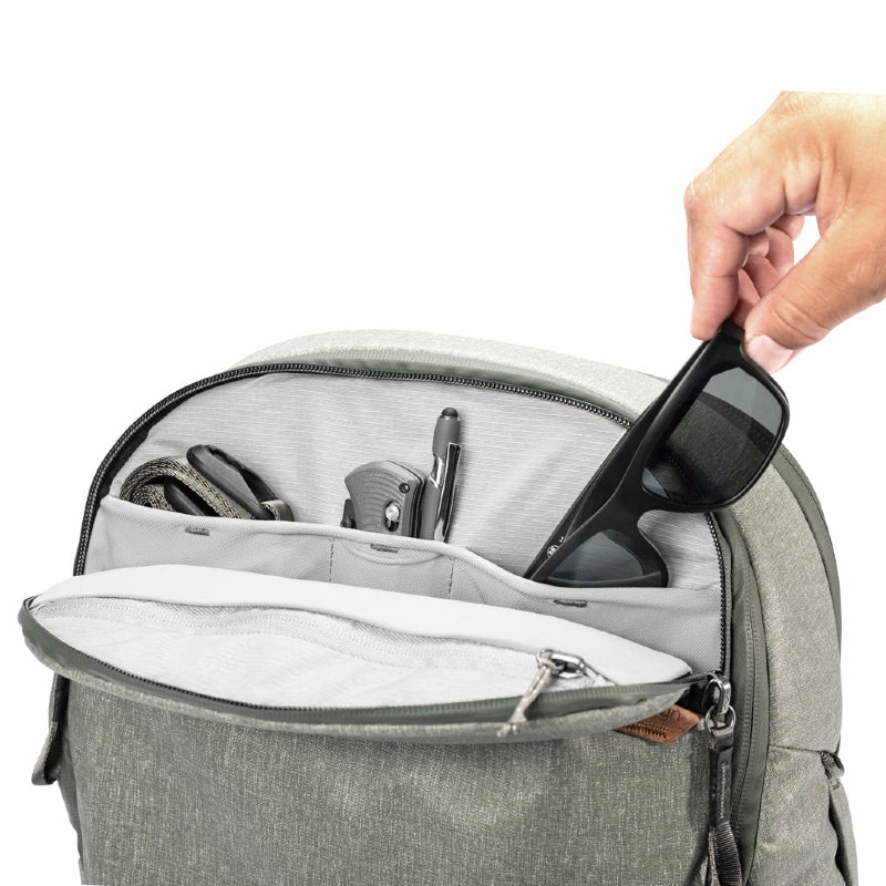 Peak Design Travel Backpack 30L - Sage Green